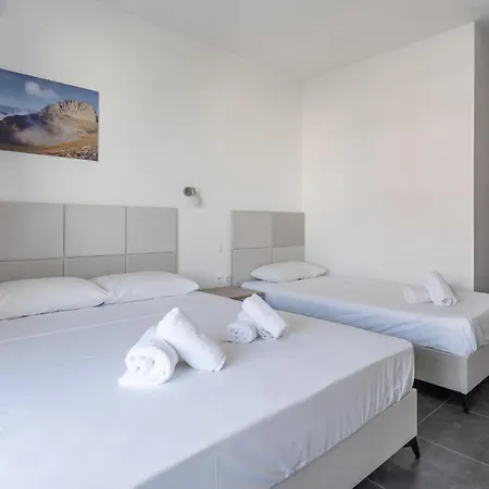 Astarti * ليبتوكاريا